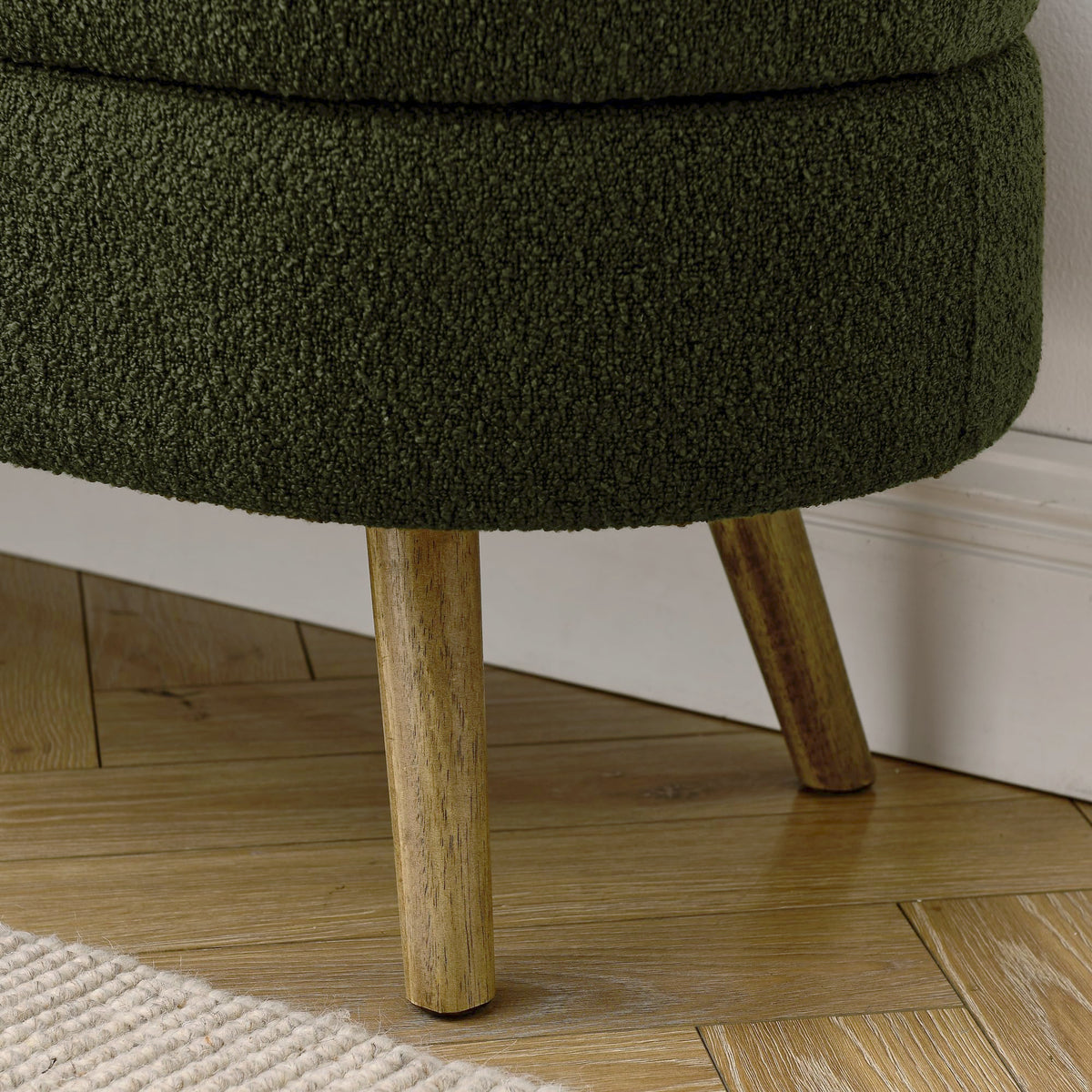 Oval Storage Bench with Rubber Wood Legs I4832